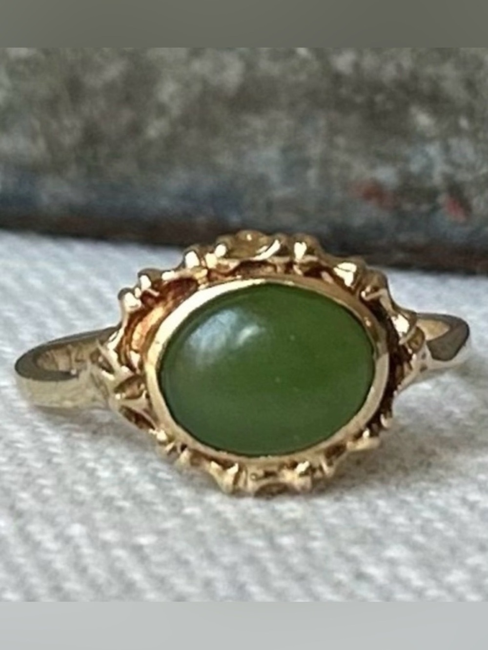 Antique 14k Jade Ring